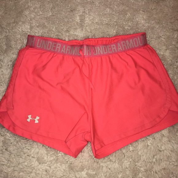 Under Armour Pants - Coral Under Armour shorts